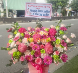 HOA GIỎ CHÚC MỪNG