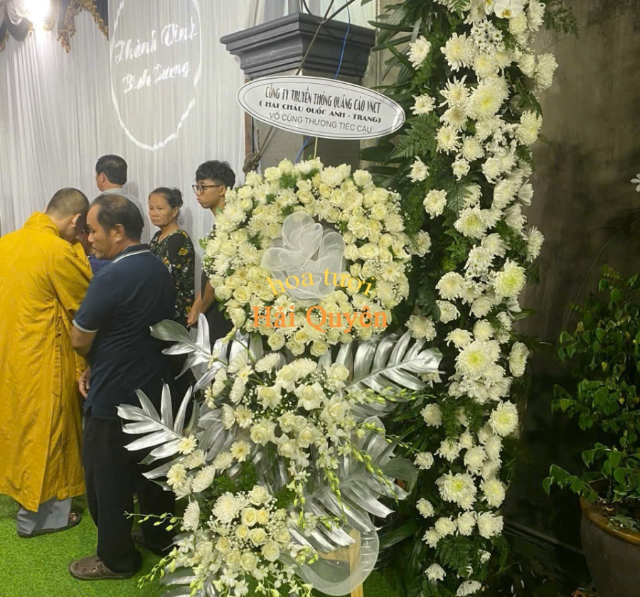 HOA CHIA BUỒN