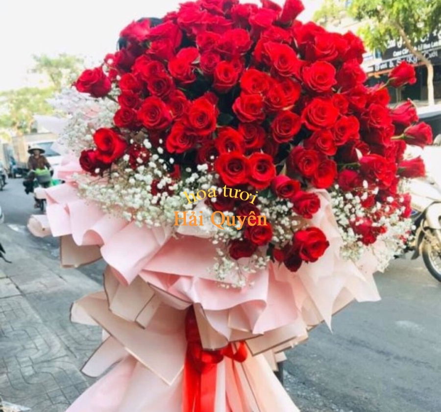 99 Hoa hồng tặng người yêu